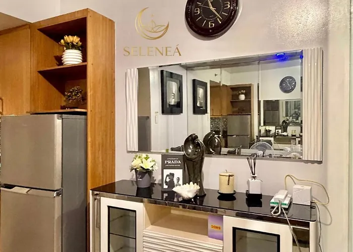 Hotel Staycation By Seleneá At Shell Residences Manila